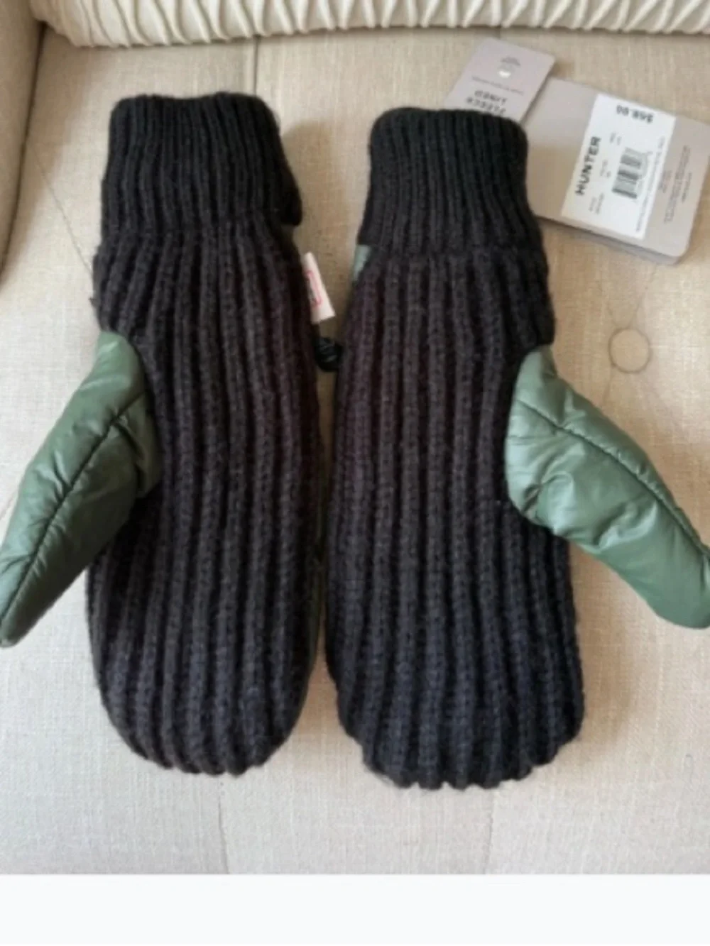 Hunter Fleece Lined Puffer Knit Mittens Olive Green Black, Small/Medium, NWT